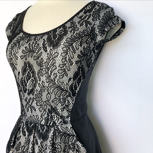 Jessica Simpson Dresses & Skirts - 5 for $25 sale ⭐️Jessica Simpson lace mini dress